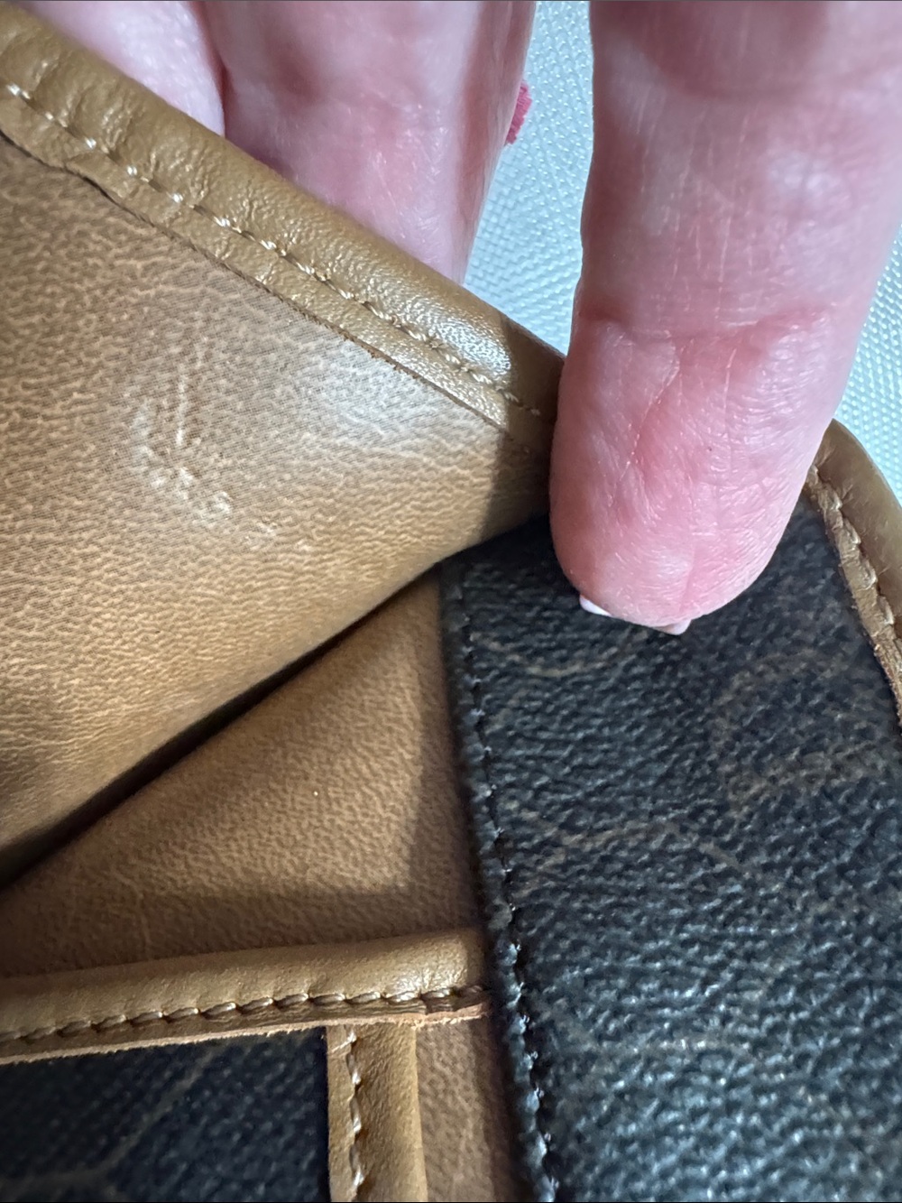 Christian Dior Vintage Honeycomb Crossbody Clutch - Picture 13 of 15